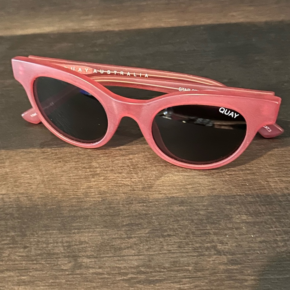 Kylie X Quay Australia “Star Struck” sunglasses